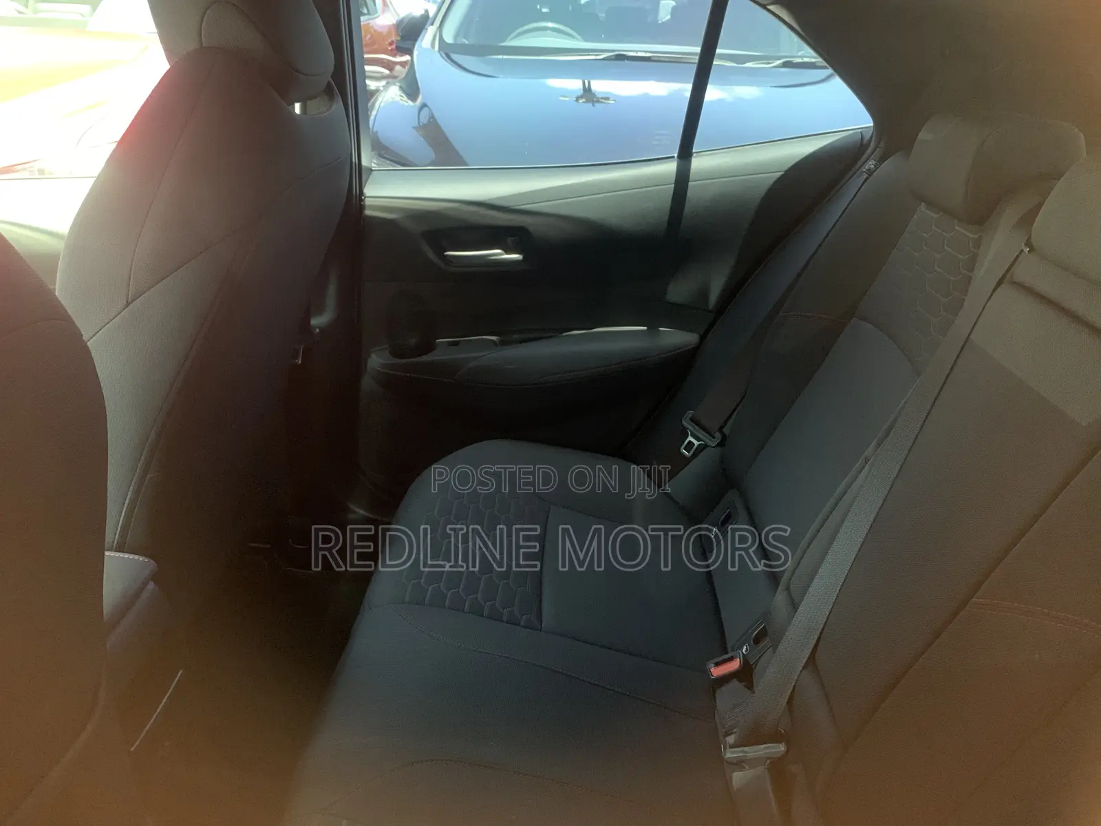 Toyota Corolla LE Eco (1.8L 4cyl 2A) 2018 Black