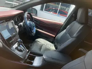 Toyota Harrier 2.0 Turbo 2018 Red