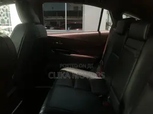 Toyota Harrier 2.0 Turbo 2018 Red