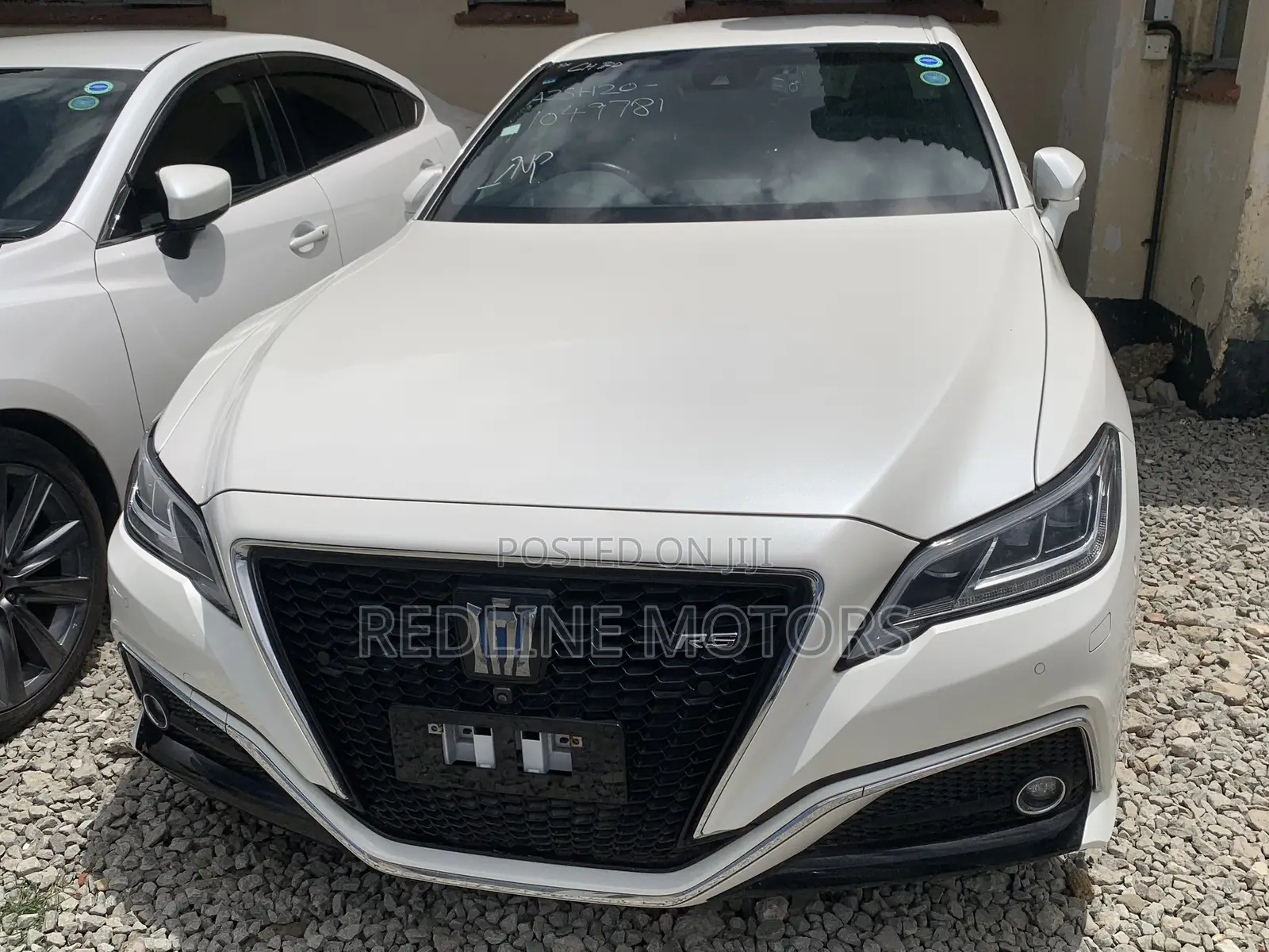 Toyota Crown 2018 Pearl
