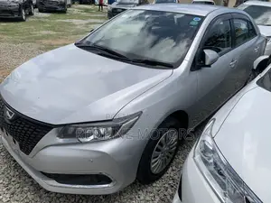 Toyota Allion 2018 Silver