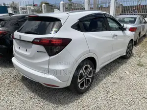 Honda Vezel 1.5 Hybrid 2WD 2018 White