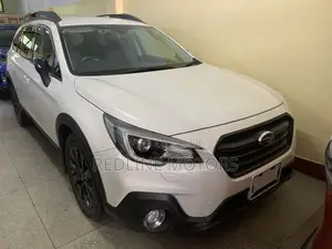 Subaru Outback 2.5i AWD 2018 Off white