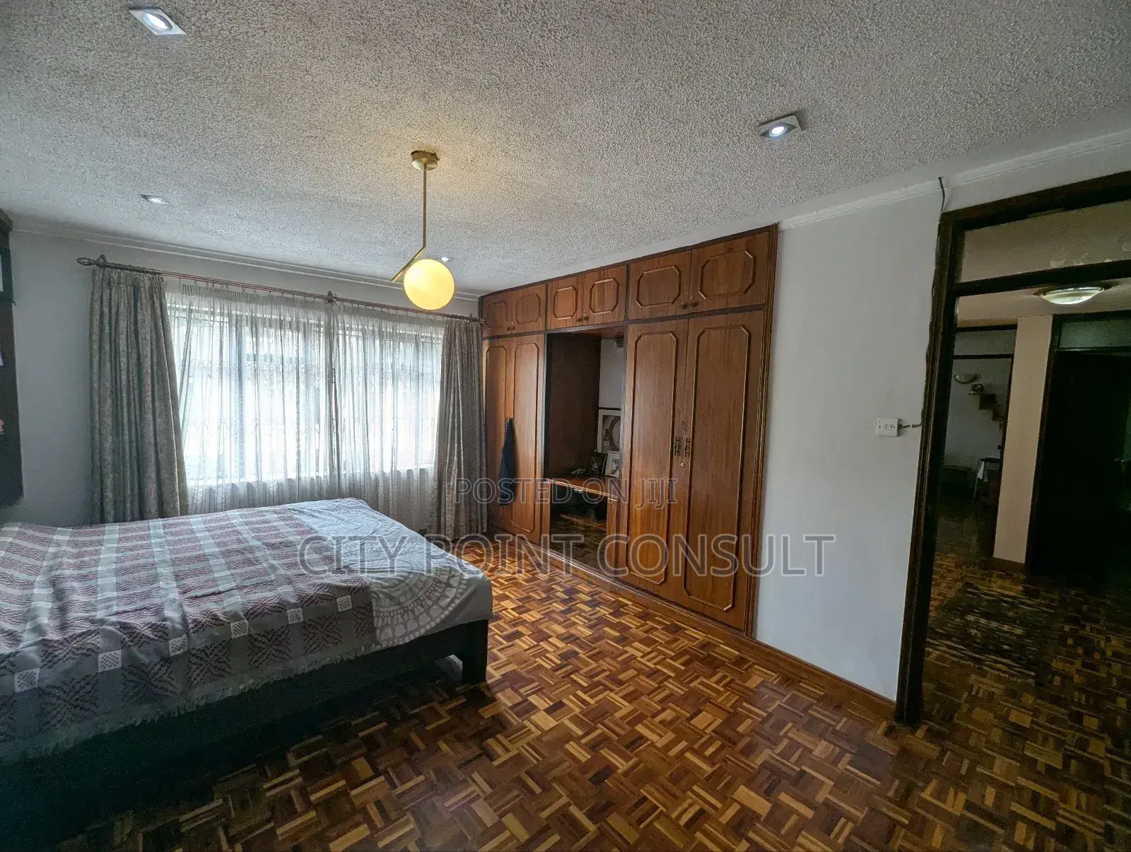 5bdrm Townhouse/Terrace in Raphta Road Area for sale