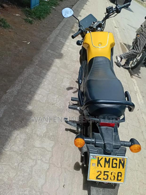 Motorcycle 2024 Yellow