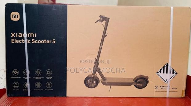 Xiaomi Electric Scooter 5 - main view