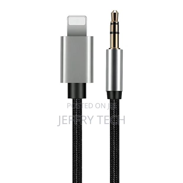 X-Scoot Xs-515 Lightning to 3.5mm Aux Audio Cable 1m - Black