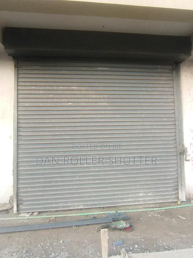 Roller Shutter Doors 3mx2m - thumbnail 2