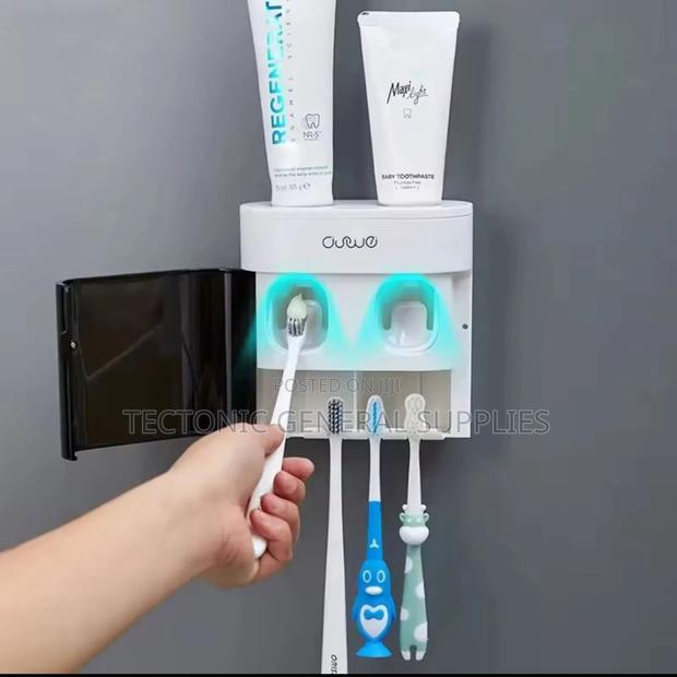 Wall-Mounted Automatic Toothpaste Dispenser - thumbnail 3