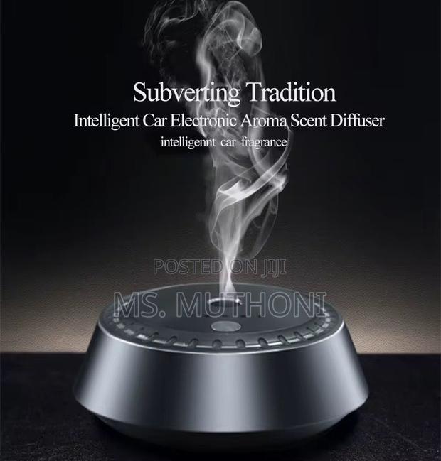 Premium Magnetic Car Aroma Diffuser - thumbnail 4