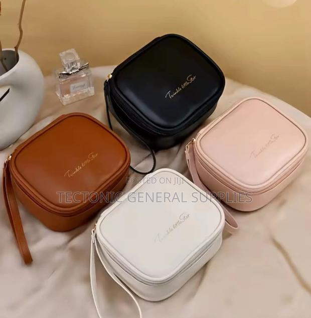 Waterproof Multipurpose Mini Pads Pouch - main view