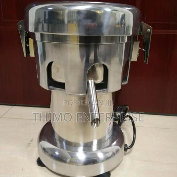 Juicer Machine - thumbnail 2