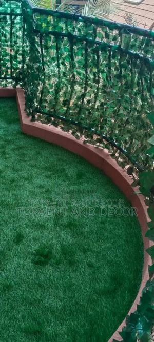 Realistic Green Grass Carpet Long Lasting And Easy Care - thumbnail 2