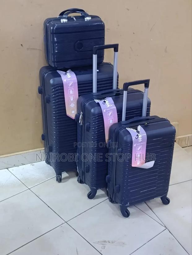 4in1 Luxurious Unbreakable Suitcases. - thumbnail 2