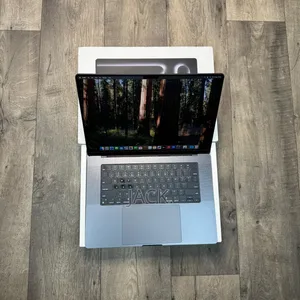 Laptop Apple MacBook Pro 2023 M3 Pro 16-Inch 36GB Apple M3 SSD 512GB