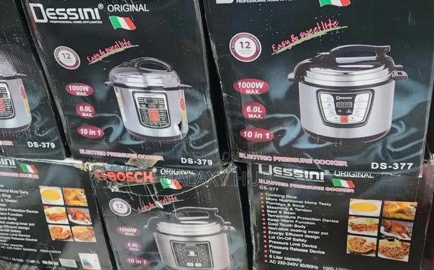 *Electric Pressure Cooker With Dent - main view