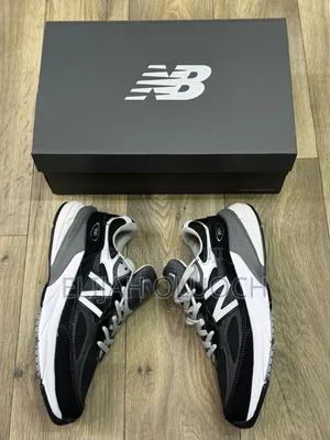 Sued New Balance 990