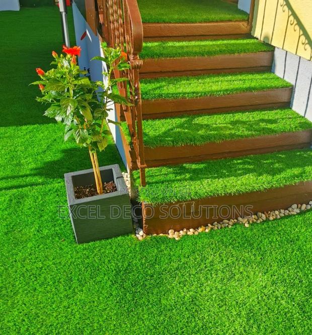  Elegant Event Grass Carpet – Stylish Easy to Install - main view
