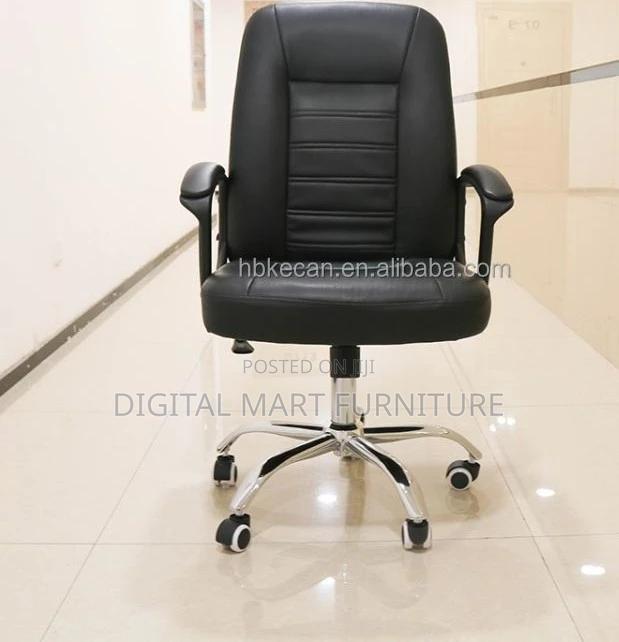 Office Chair: Cheapest Black Boss Office Chair - main view