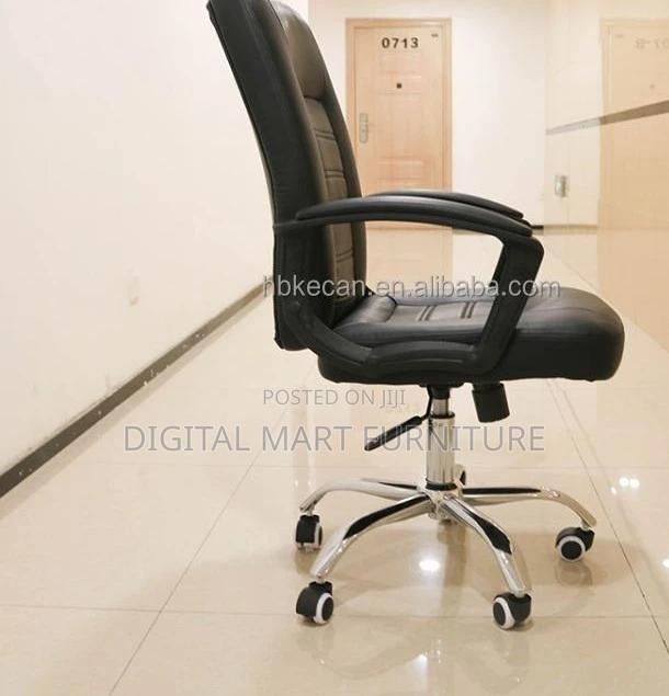Office Chair: Cheapest Black Boss Office Chair - thumbnail 3