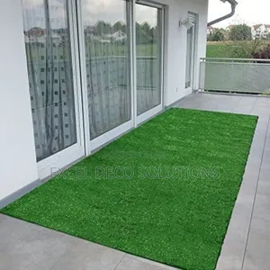  Stylish Grass Carpet – Perfect for Sitting Rooms Lounges