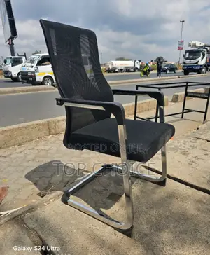 Office Chairs: Waiting Reception Chairs