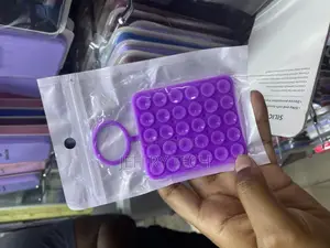 Ninnyi Phone Sticky Pad Grip Set Silicone Suction Cup Holder