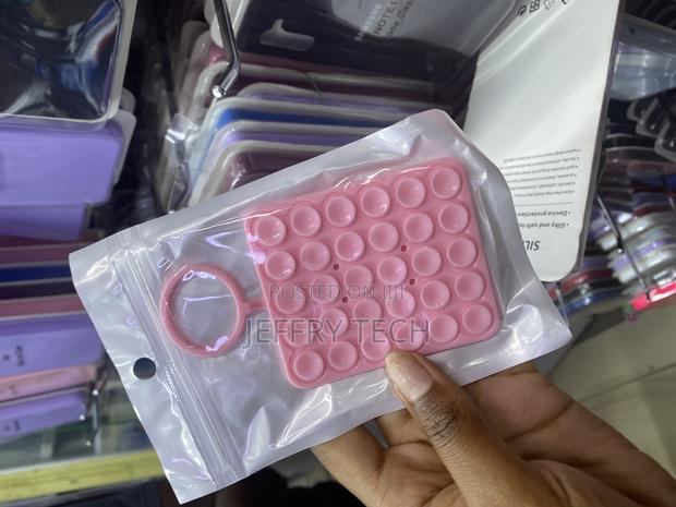 Octogrip Phone Holder Suction Phone Case - thumbnail 3