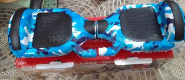 Hoverboard
 6.5 Inches at 12500 - thumbnail 2