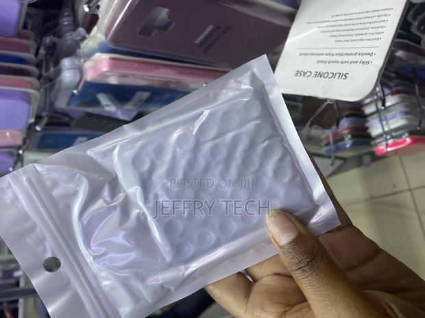 Mishty Suction Phone Case Mount, Sillicon Adhesive Phone Accessory - thumbnail 3