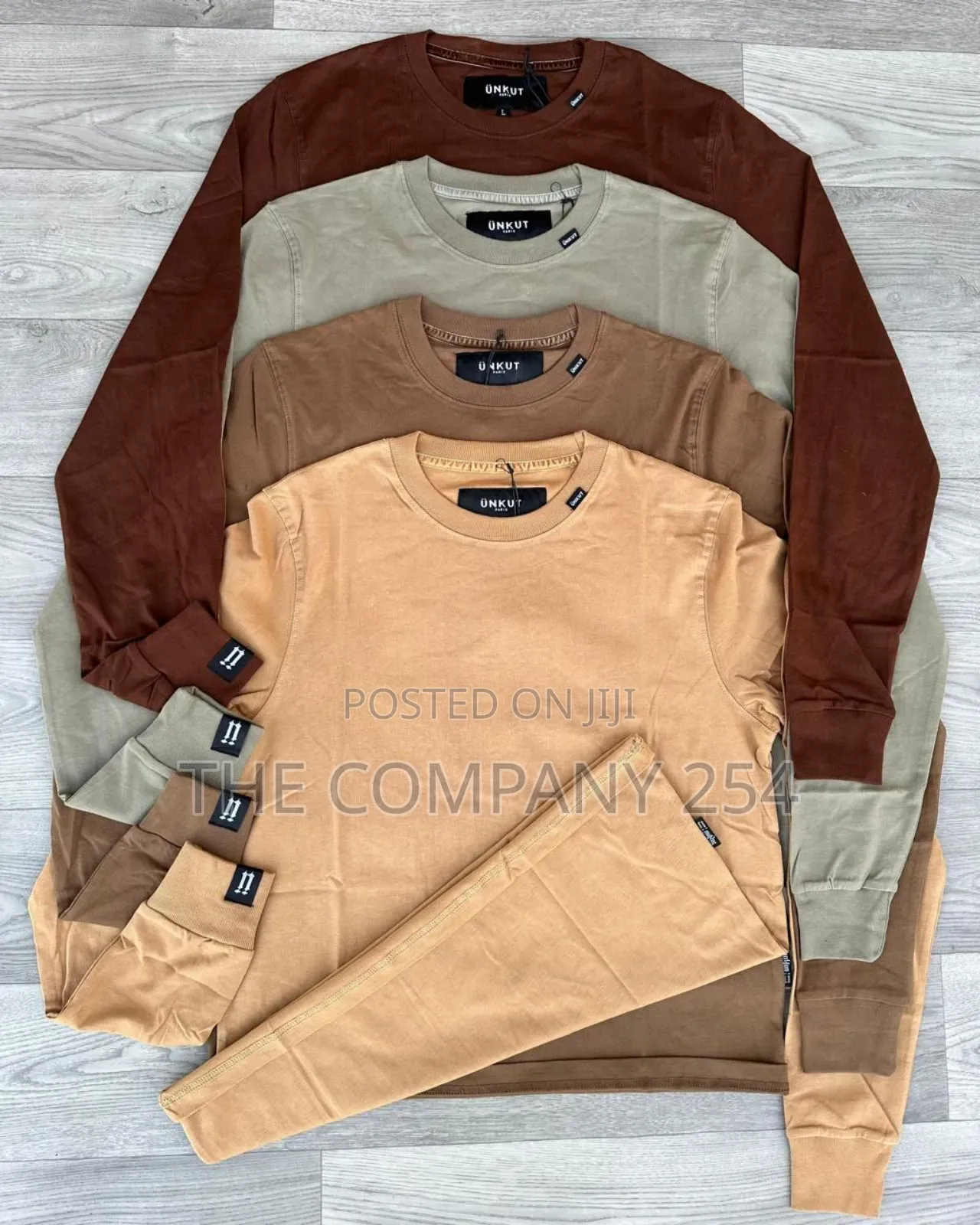 Quality Plain Longsleeved Cotton Round Neck Sweat Shirts Available