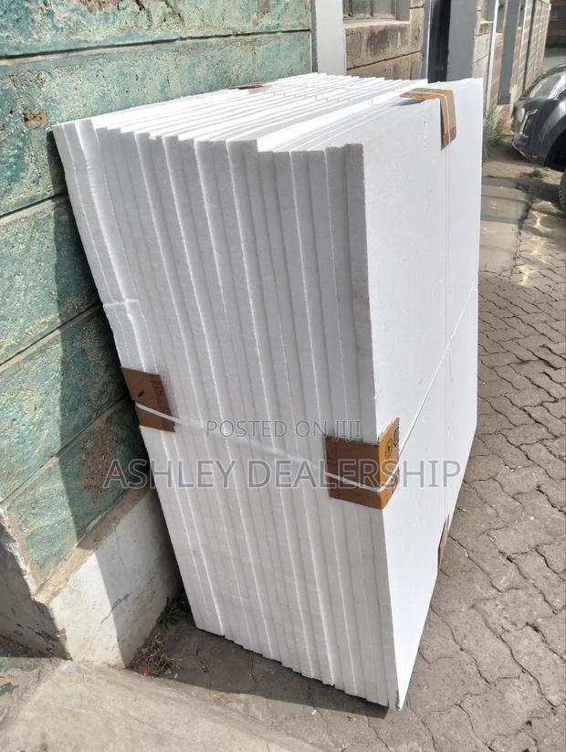 4ft by 4ft Styrofoam Sheets
