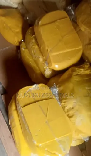 Unrefined Ghanaian Yellow Shea Butter for Sale.