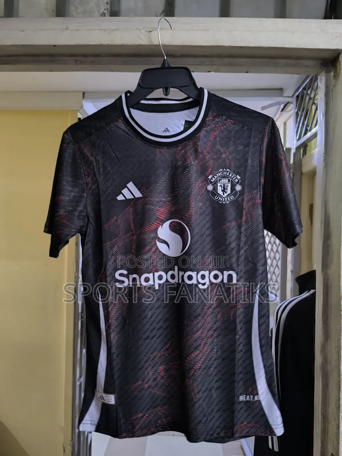 Man U Training Kit 25/26