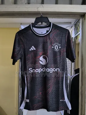 Man U Training Kit 25/26