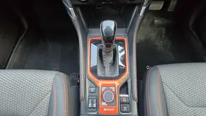 Subaru Forester Premium AWD 2019 Gray