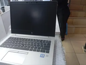 Laptop HP EliteBook 830 G6 16GB Intel Core i7 SSD 512GB