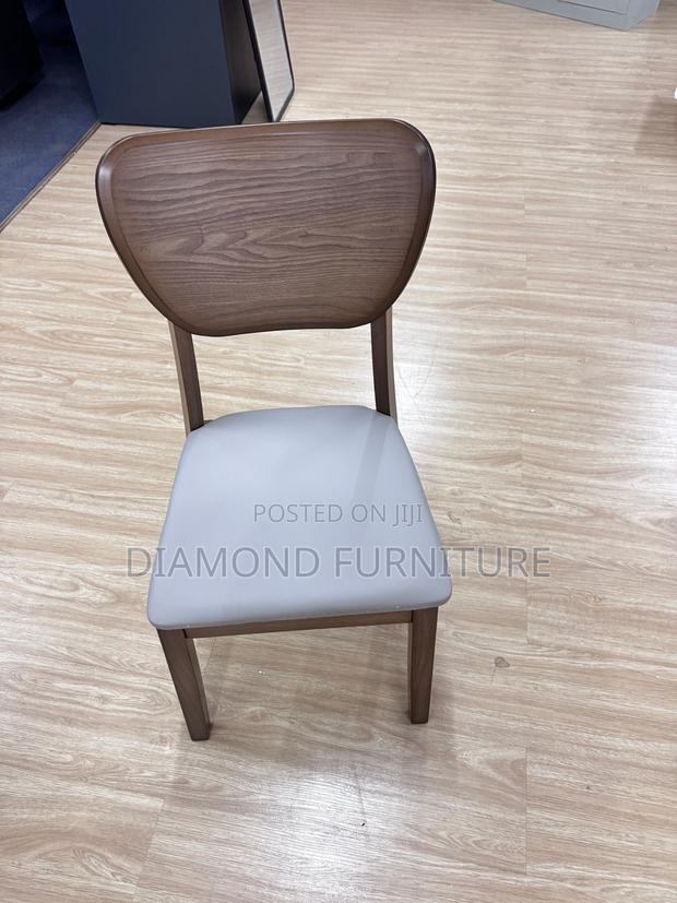 Home Furniture; Modern Upholstered Dining Chair