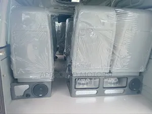 Toyota HiAce 2019 Silver