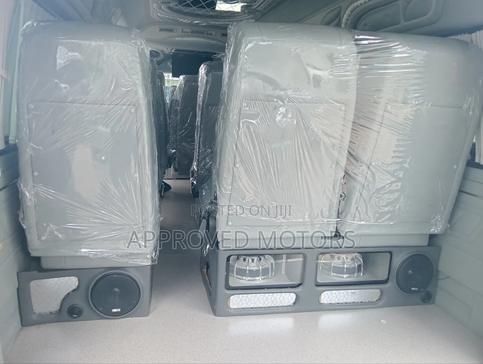 Toyota HiAce 2019 Silver