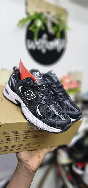 New Balance 530