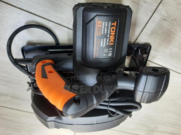 7 Inch Circular Saw. 1300w . 5500rpm