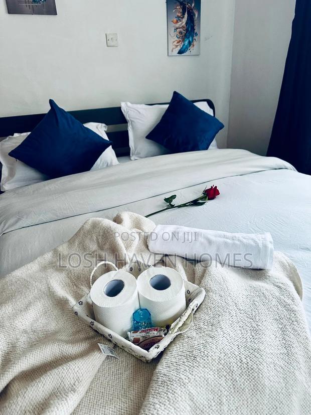 Midnight Blue Studio Airbnb,Trm Roysambu Along Thika Road - thumbnail 4