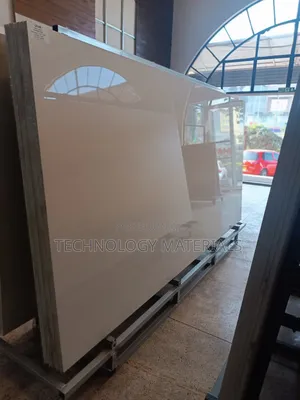 Artic White Sintered Stone(Glossy)