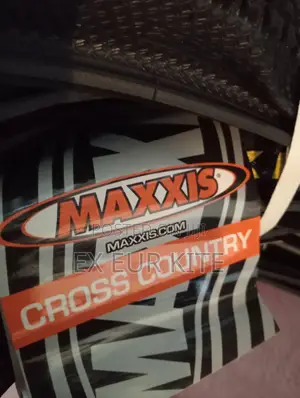 Maxxis M333 Pace :