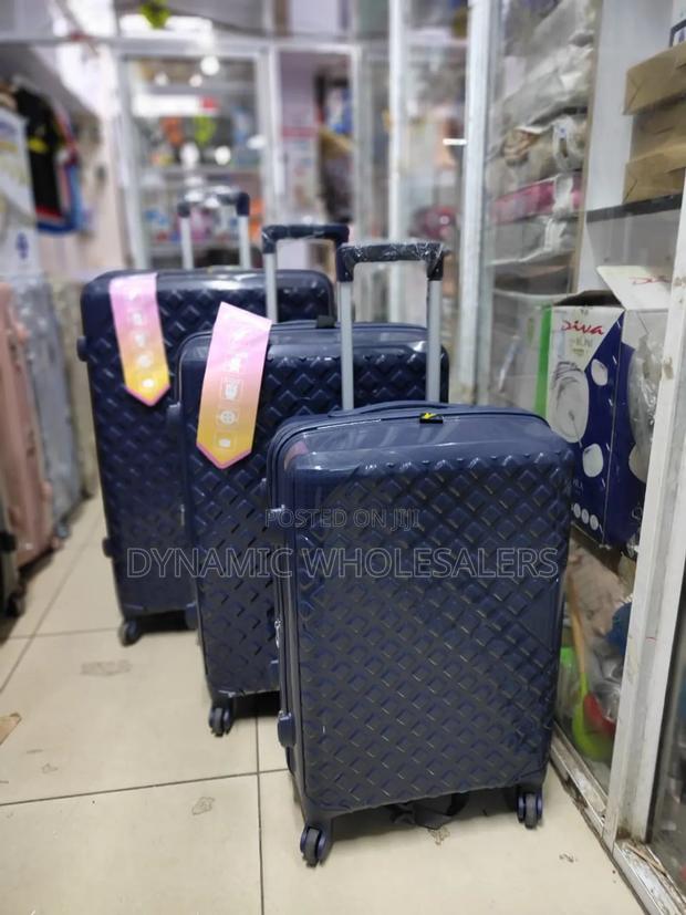 3in1 Unbreakable Rubber Suitcase - thumbnail 3