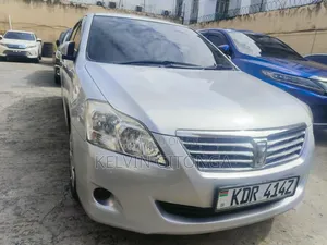 Toyota Premio 2017 Silver