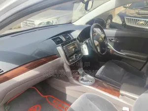 Toyota Premio 2017 Silver