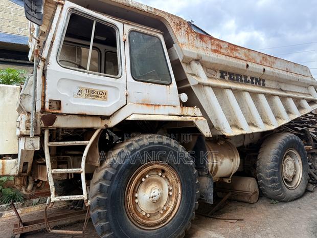 Perlini 80 Tonne Mining Truck - thumbnail 3