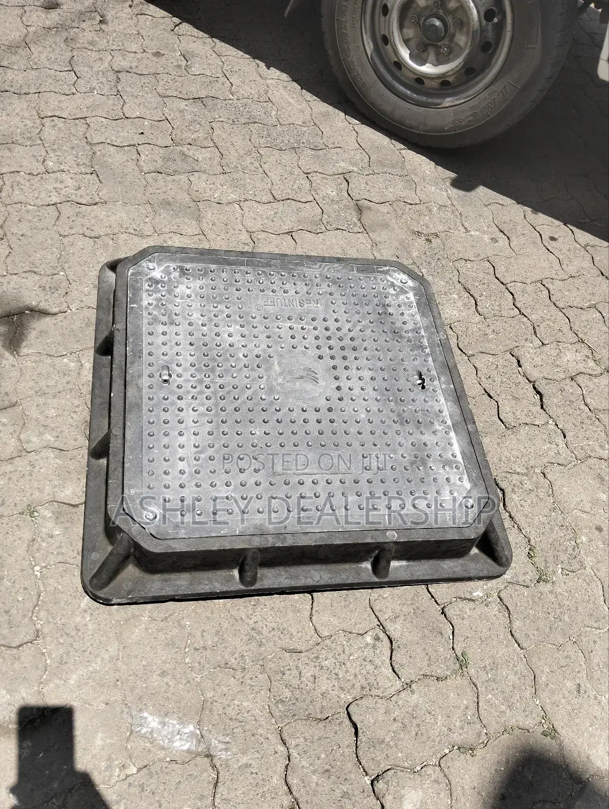 Lockable Manhole Cover